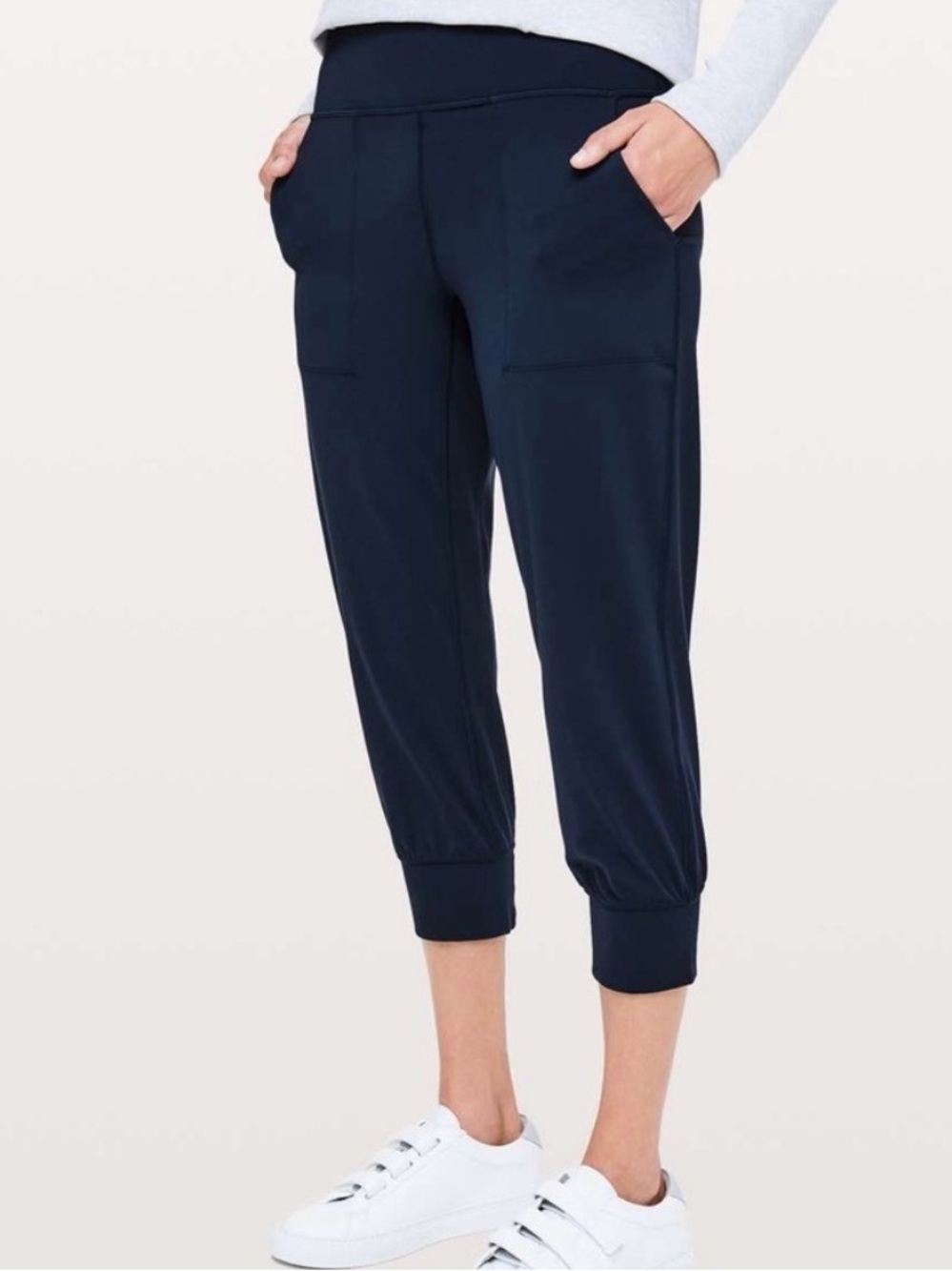 Lululemon Align Jogger Crop size 8